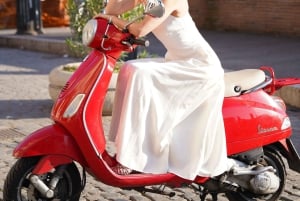 Roma: giro in Vespa con foto e degustazioni dolci