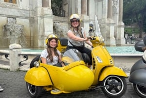 ローマ：ホテル送迎付きベスパサイドカーツアー&ジェラート