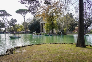 ROMA: Villa Borghese Itsenäinen veneretki järvellä + aperitiivi