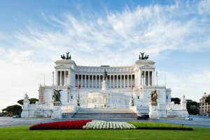 Rome: Vittoriano met dak & Palazzo Venezia Entree met gids