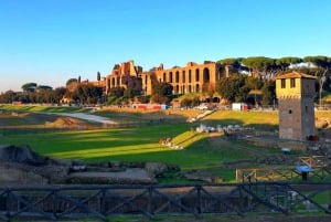 ローマ秘境と知られざる物語のウォーキングツアー