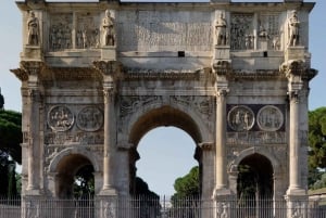 ローマ秘境と知られざる物語のウォーキングツアー