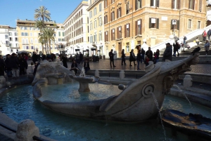 Rome: Walking Tour with Local Guide