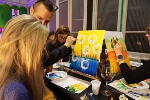 Rome: Wine and Paint Experience in Piazza Navona