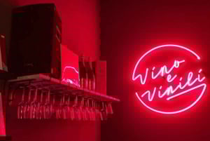 Rome: Wine & Vintage Vinyl Experience