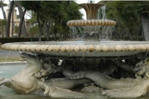 Rom: Indgangsbillet til Villa Borghese Zoo + tur i golfvogn