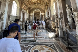 Gå förbi kön till Vatikanmuseet, Sixtinska kapellet och basilikan
