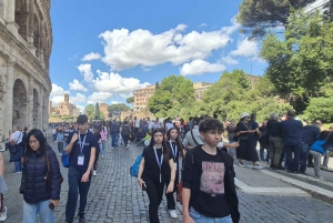 Pienryhmäopastettu kierros Colosseum Rooman foorumi, Palatinus-kukkula