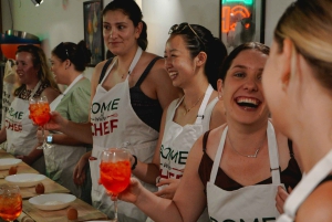 Spritz & Spagetti: Pastaa valmistava kurssi juomilla Roomassa