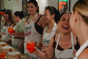 Spritz & Spaghetti: aula de massas com bebidas em Roma