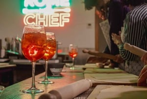 Spritz & Spaghetti: aula de massas com bebidas em Roma
