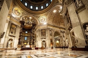 Tour della Basilica di San Pietro con Porta Santa e Grotte Vaticane