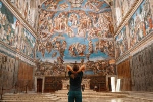 Tour della Basilica di San Pietro con Porta Santa e Grotte Vaticane