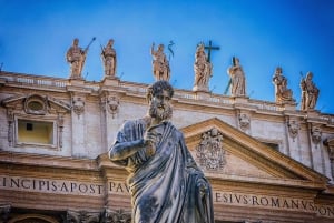 Ingresso alla Basilica di San Pietro, ai Musei Vaticani e alla Cappella Sistina