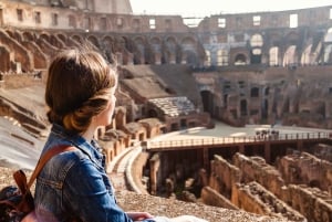 Colosseum Sunset Tour with Entry