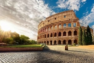 Colosseum Sunset Tour with Entry