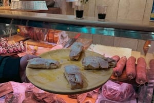 Rome: Guided Food Tour with Food and Drink Tastings