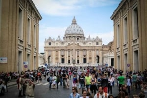 Lo más destacado de Roma en tour privado en coche