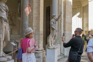 Vatican City: Easy Access Vatican Tour with Sistine Chapel