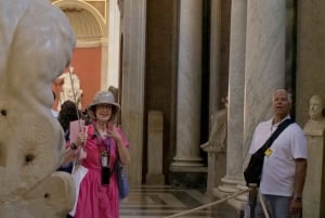 Vatican City: Easy Access Vatican Tour with Sistine Chapel