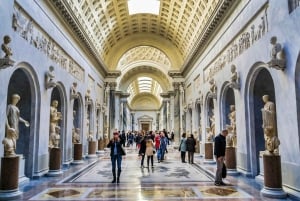 Visita guiada al Vaticano: Capilla Sixtina y obras de Miguel Ángel