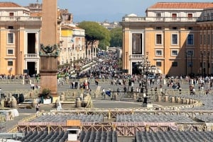 Vaticano: Porta Santa, Basilica di San Pietro e Tour delle Tombe Papali