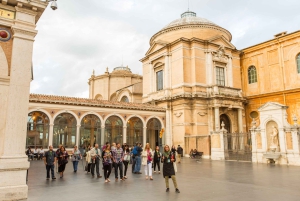 Vaticaanse Musea en Sixtijnse Kapel: avondtour in kleine groep