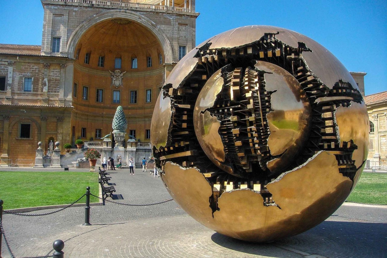 Vatican Museums: Geographical Maps, Ethnology and More