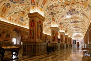 Vatican: Museums Sistine Chapel & St. Peter's Basilica Tour