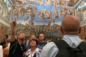 バチカン美術館、システィーナ礼拝堂＆サン・ピエトロ大聖堂ツアー