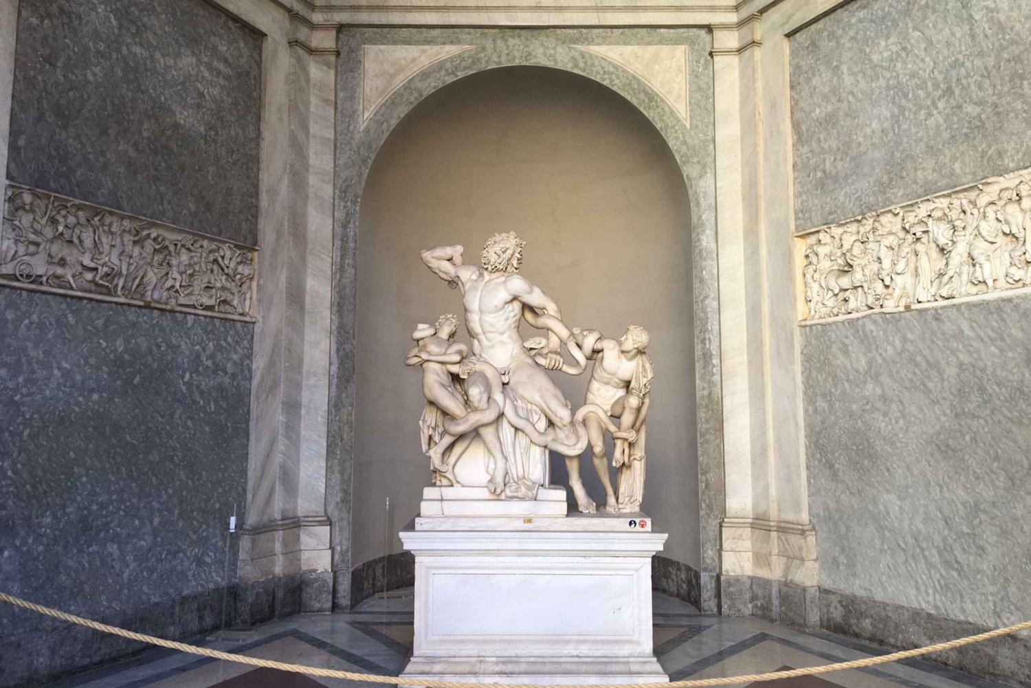 バチカン美術館、システィーナ礼拝堂、サン・ピエトロ広場ツアー