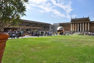 Vatikaanin museot ja Sikstuksen kappeli -kierros, jossa on valinnainen basilikan vierailu
