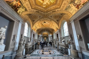Tour durch die Vatikanischen Museen und die Sixtinische Kapelle mit optionalem Besuch der Basilika
