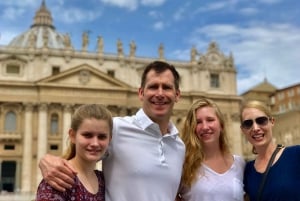Vatican: Private Early Morning, Sistine Chapel Raphael Rooms