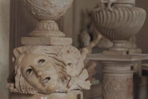 Rooma: yksityinen kierros Vatikaanissa suoralla sisäänpääsyllä ja asiantuntevalla oppaalla