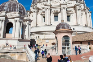 Vaticano: tour della Basilica di San Pietro, delle tombe papali e della cupola