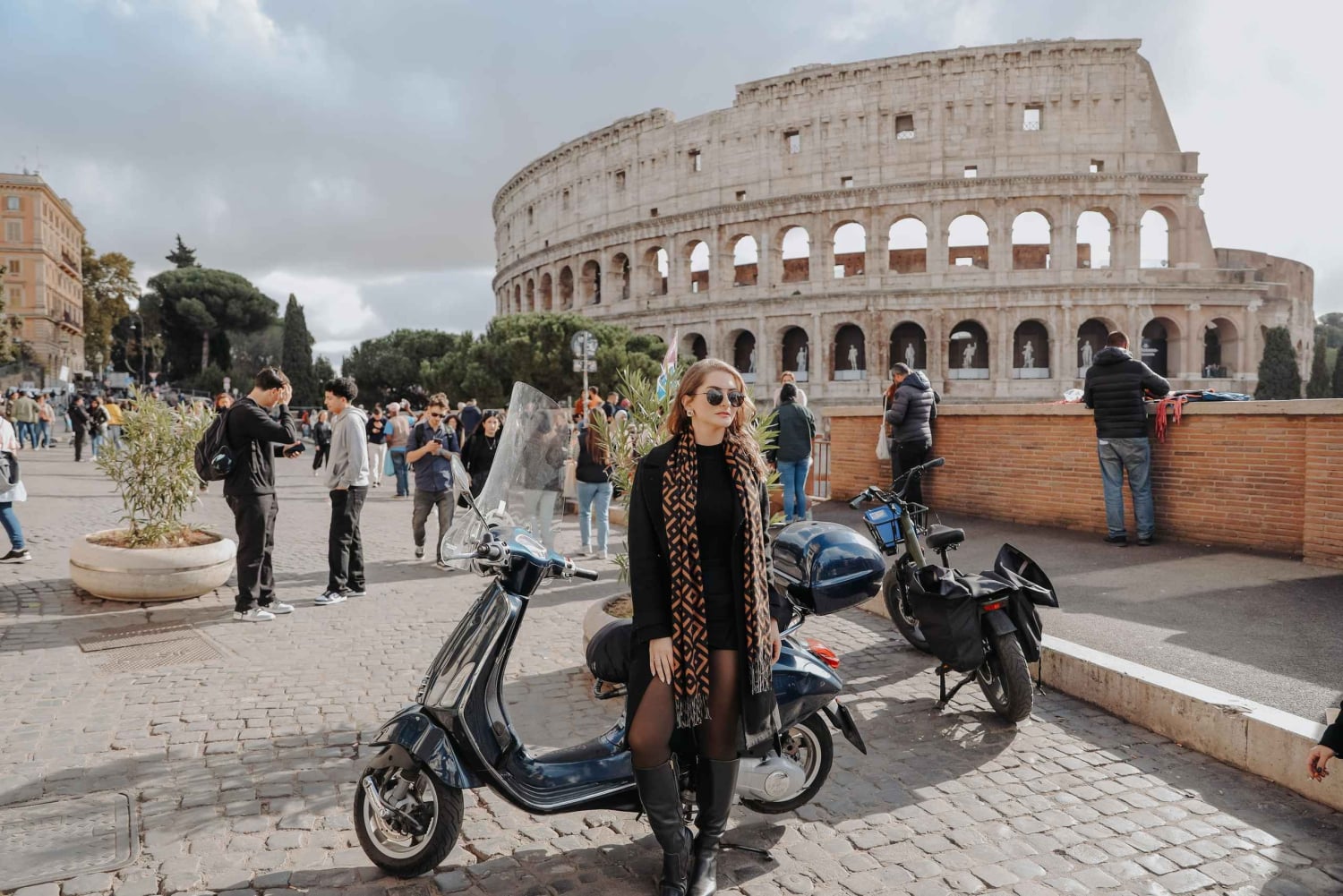 Vespa Ride in Rome Streets with Photography