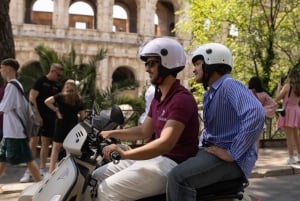 Vespa Sidecar Tour: Ekspresowe atrakcje Rzymu
