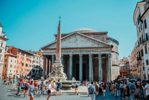 Walk in the Heart of Rome: The squares, the eternal history