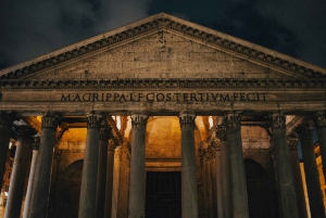 Walk in the Heart of Rome: The squares, the eternal history