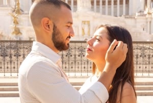Enjoy your photos alone in Rome