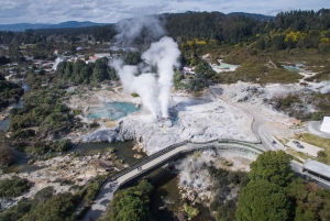 Auckland: Rotorua dagtour met Te Puia & Polynesian Spa