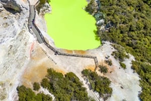Auckland: Rotorua Wai-O-Tapu, Te Puia med Haka