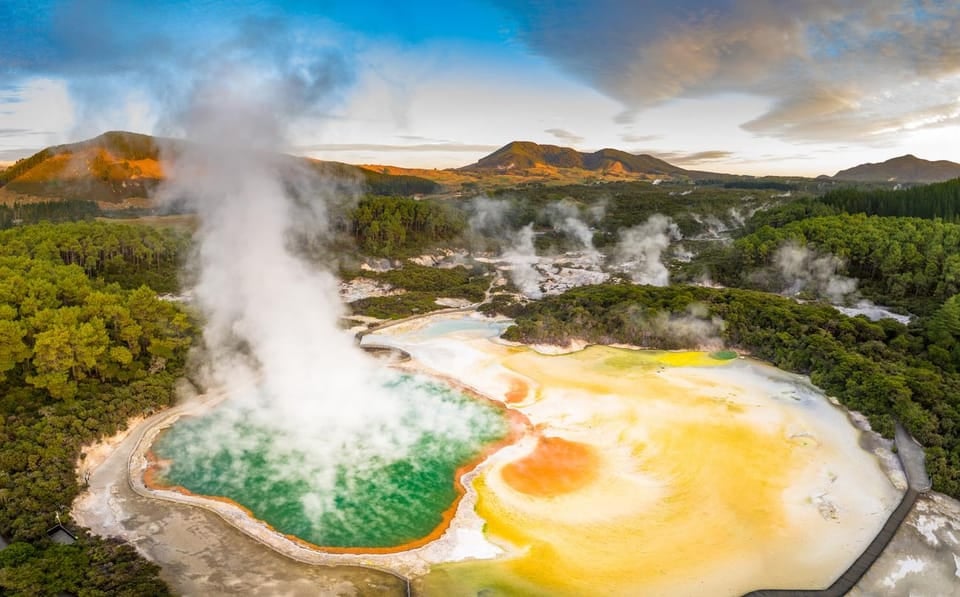 Social Nature Movement - Auckland to Rotorua Geothermal Wonderlands