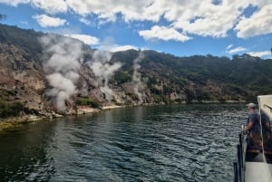 Waimangu : Promenade dans la vallée volcanique et croisière sur le lac Rotomahana