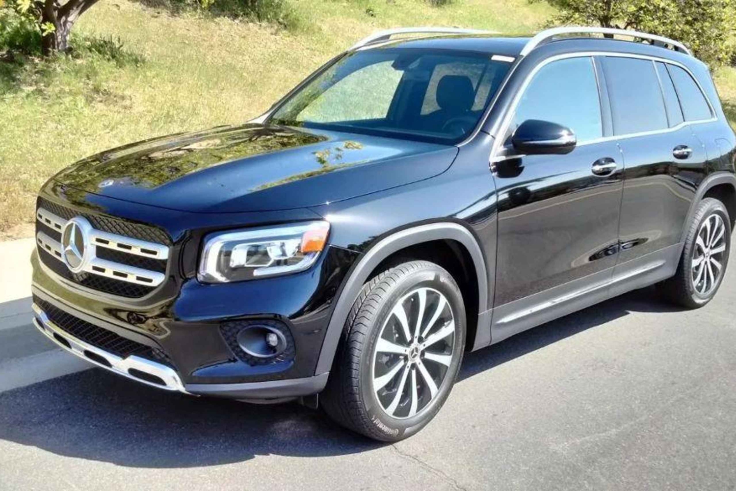 McClellan-Palomar luchthaven: pendeldienst naar Oceanside