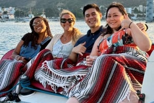 San Diego Bay: 2.5 hour Pure Catamaran Sailing Cruise