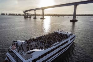 San Diego: Stadtrundfahrt mit Abendbuffet und Getränken