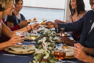 San Diego: Christmas Day Buffet Brunch or Dinner Cruise