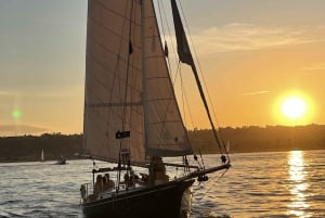 サンディエゴ：クラシック ヨット セーリング体験